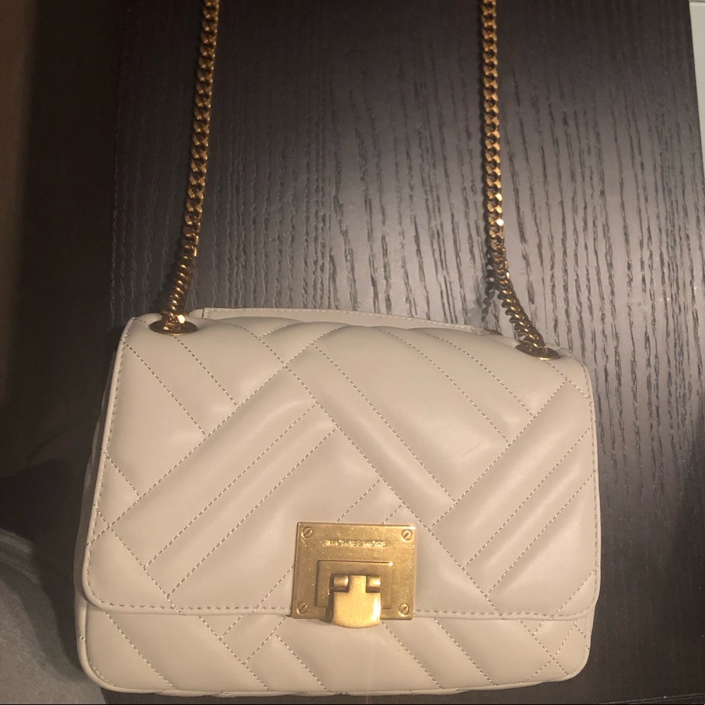 Michael Kors Vivianne Vanilla  bag